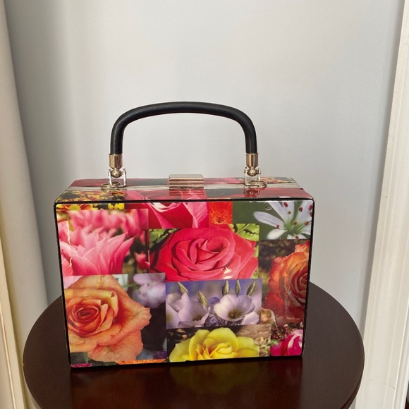 Handbags - Floral Hardcase Purse with detachable shoulder chain Black handle